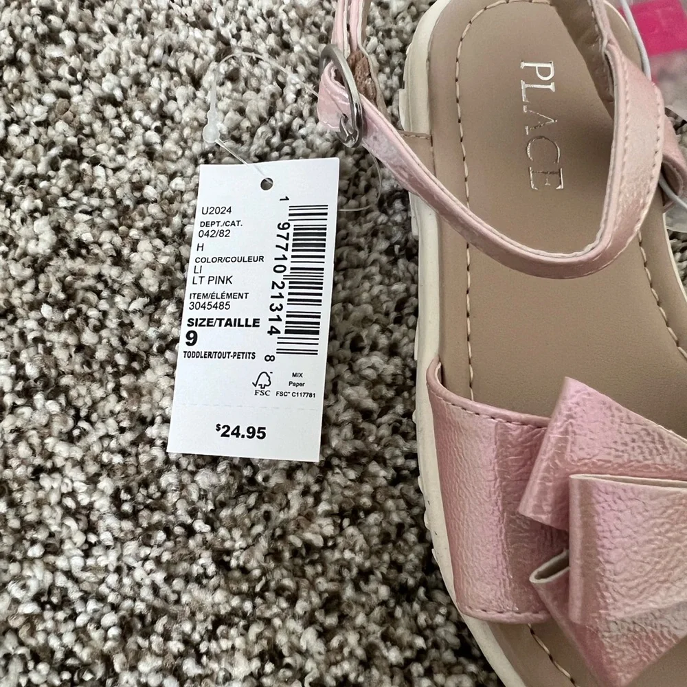 NEW The Children’s Place Toddler Girls Bow Sandals size: 9